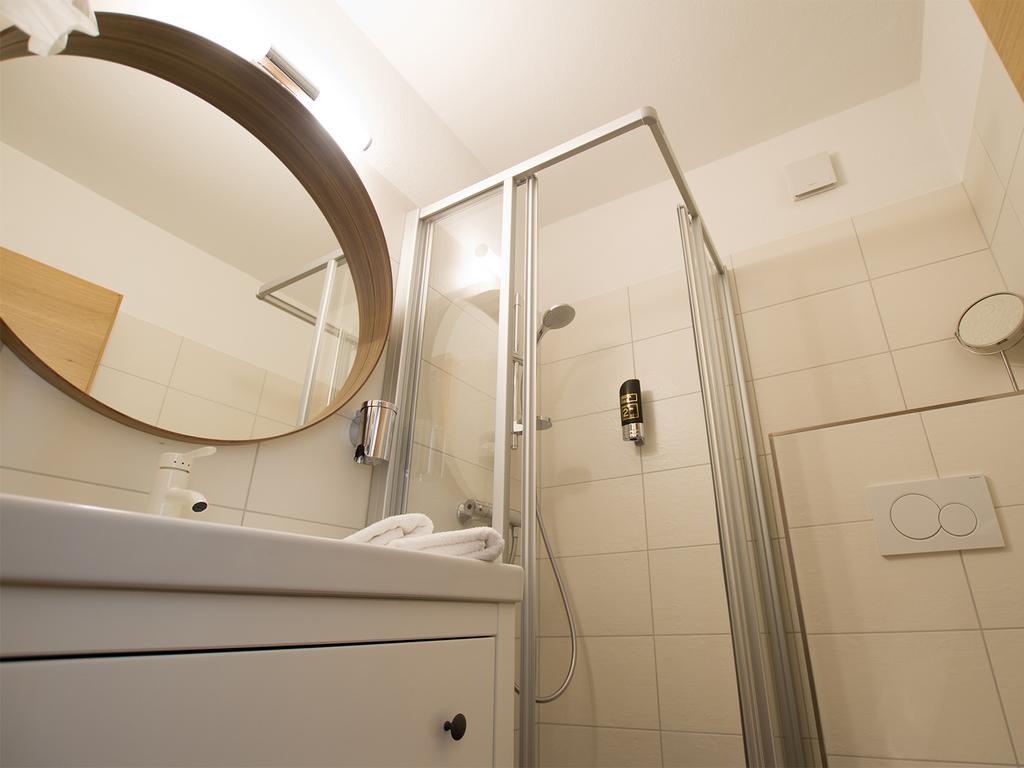 Double Room,917665000:JPEG